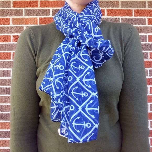 Anchors Away! Blue and White Anchor Scarf - Picture 2 of 3